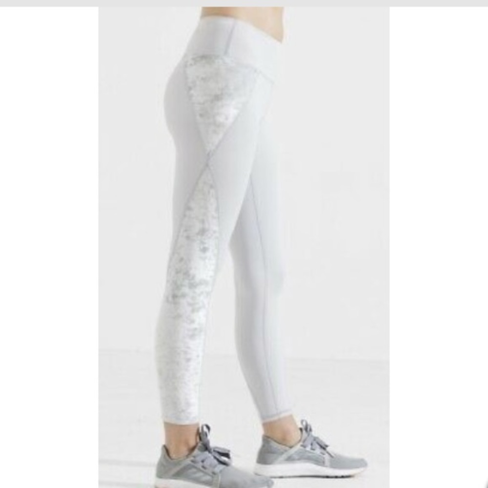 Body Language Meena Crushed Velvet Leggings Gray